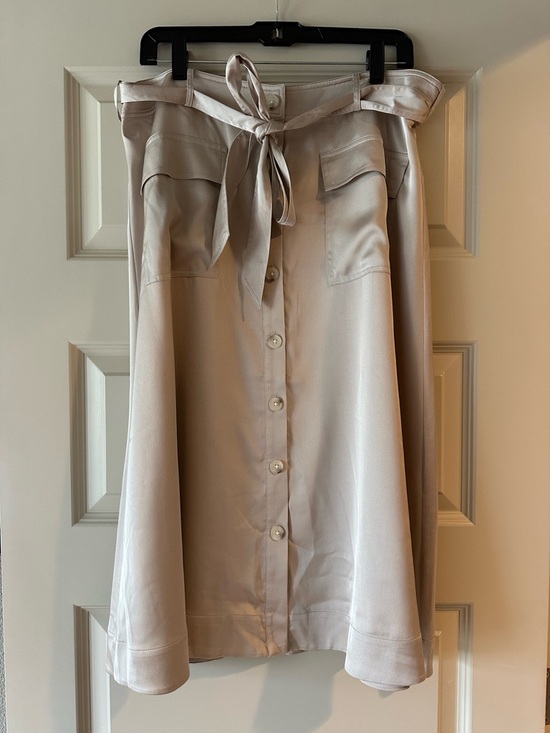 Banana Republic Dresses & Skirts - Banana Republic Satin Button-Front Midi Skirt with Tie Waist in Champagne Color